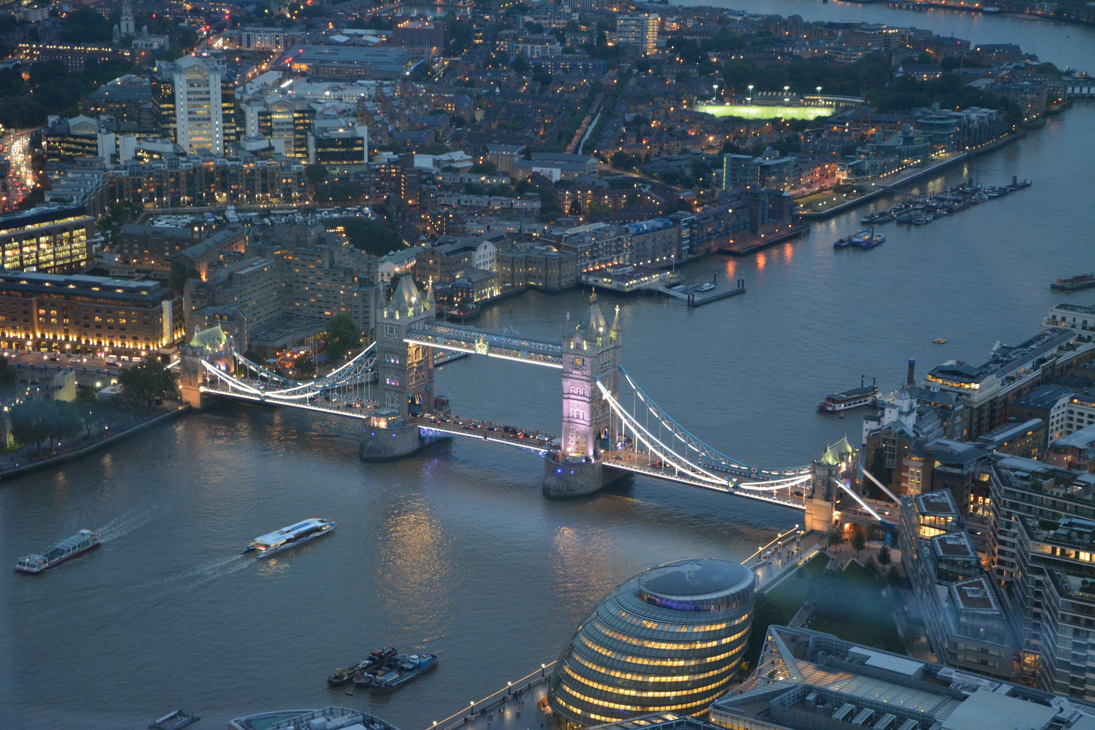 Image showing the city of London at night